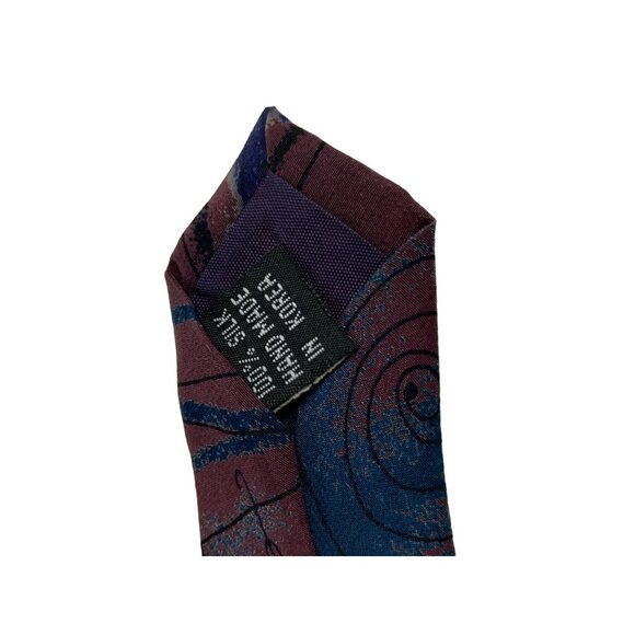 Guytone Mens Abstract Floral Art Design Red, Blue and Gray Silk Tie - Picture 8 of 8